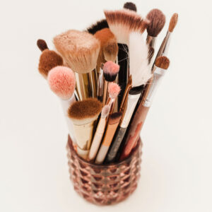 Makeup Brushes & Sponges