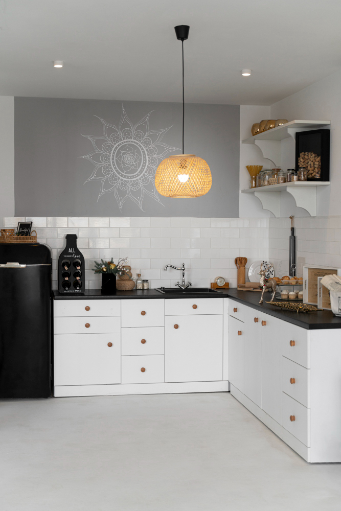 Kitchen & Dinning