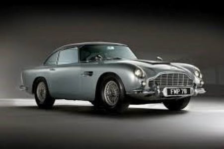 Cars & Luxury Goods