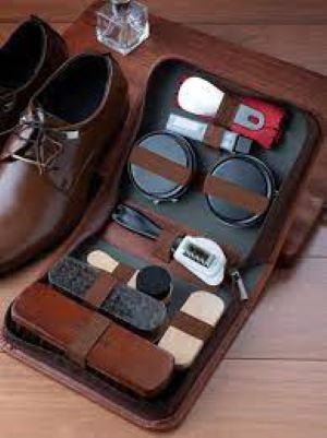 Men's Shoe Care & Accessories